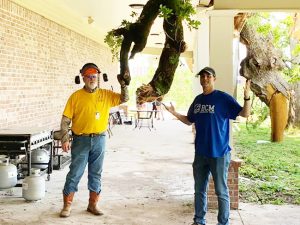 'The Mailman' Karl Malone aids tornado-battered chapel - Baptist Messenger of Oklahoma 1